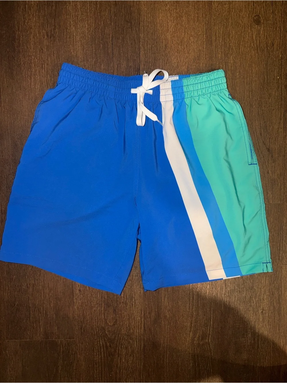 Chubbies Colorblock Swim Trunks NWOT | Men’s Medium | Blue & Aqua